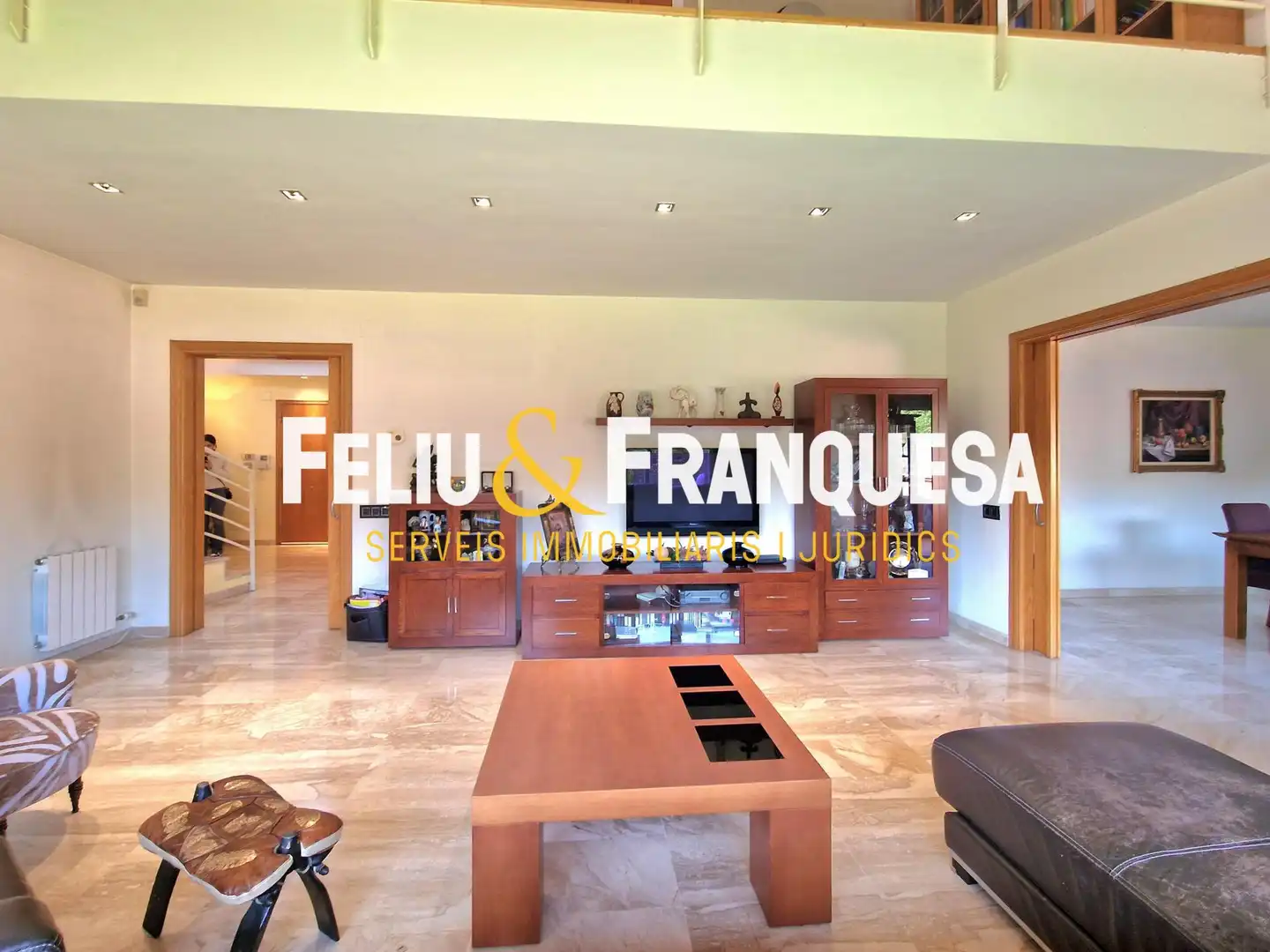 Living room of Houses for sale in Sant Cugat del Vallès  with Heating, Private garden and Terrace