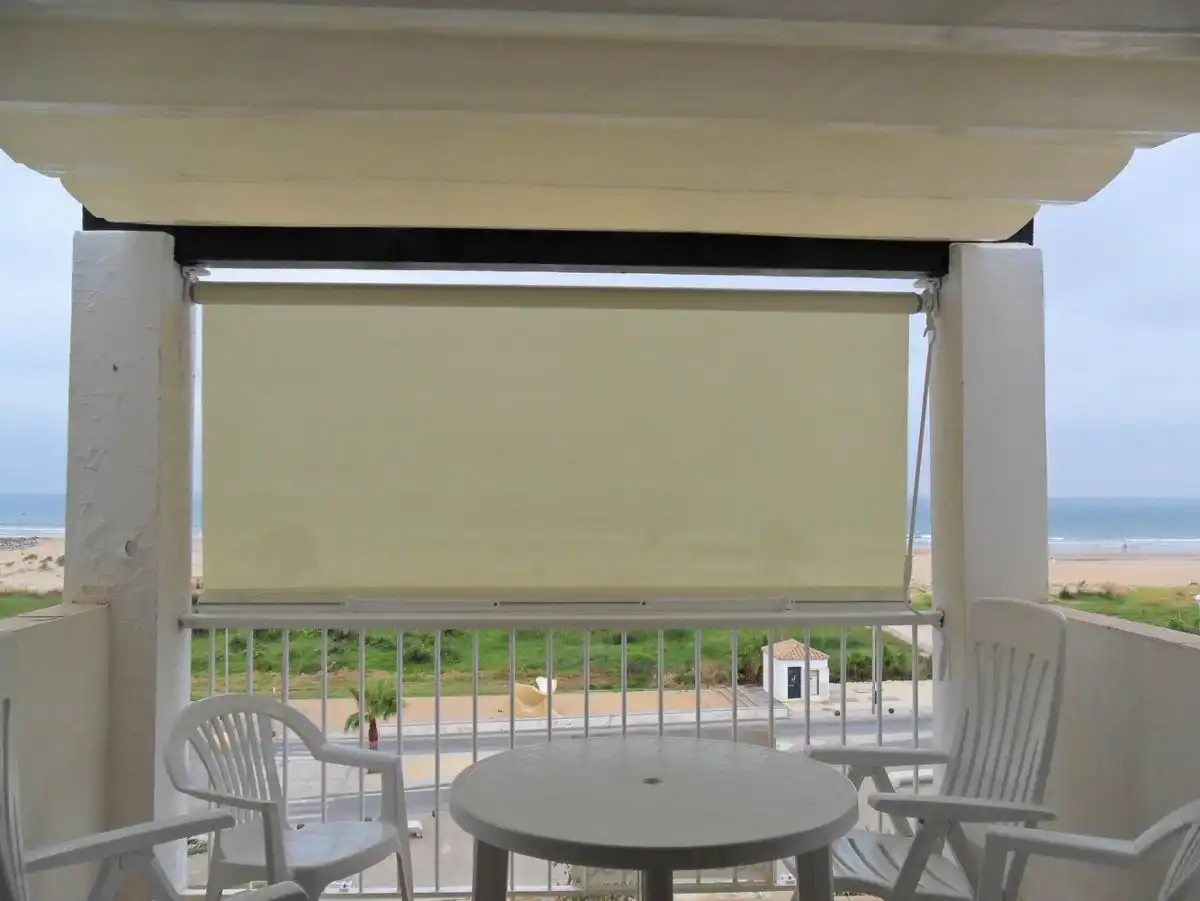 Terraza de Apartamento de alquiler en Conil de la Frontera con Aire acondicionado, Terraza y Amueblado