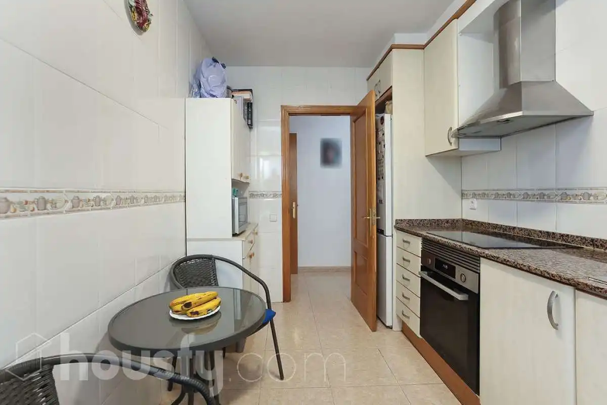 Küche von Wohnung zum Verkauf in Tordera mit Klimaanlage, Heizung und Terrasse