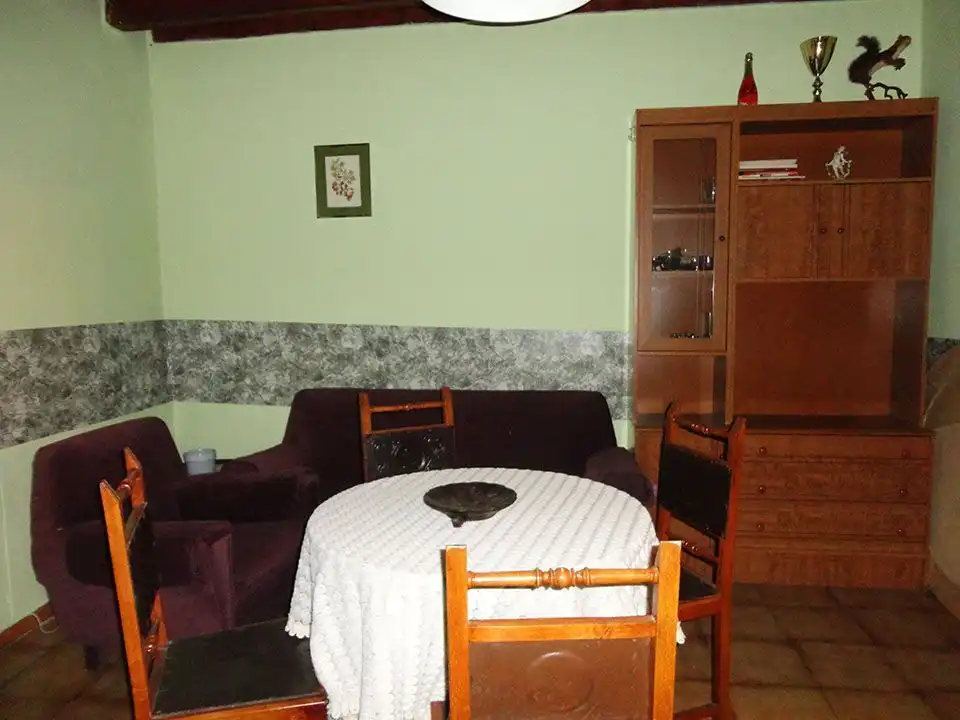 Sala d'estar de Casa o xalet en venda en Hontoria del Pinar amb Calefacció