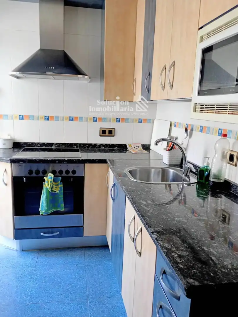 Kitchen of Flat for rent in Salamanca  with Heating, Terrace and Furnished