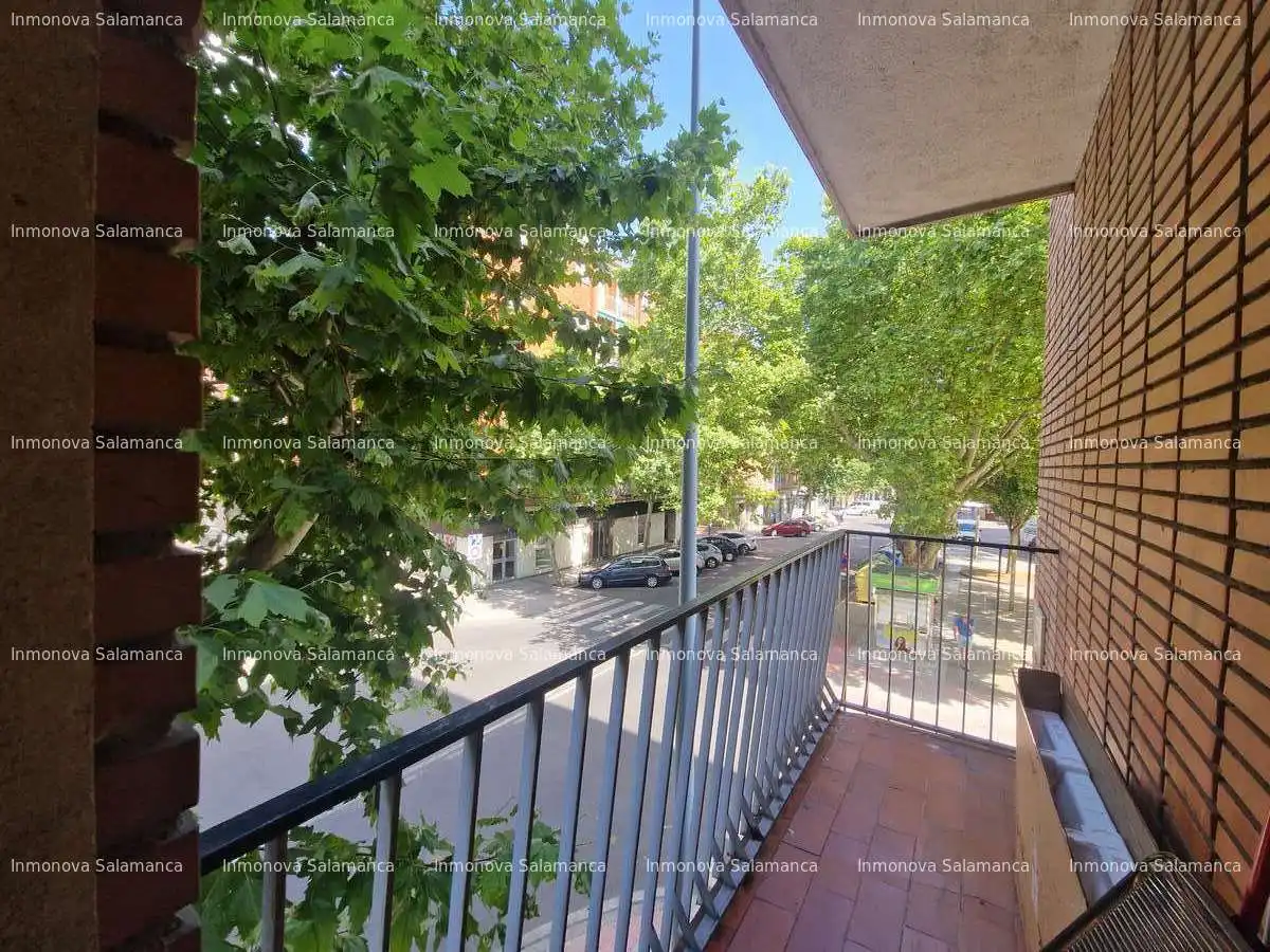 Terraza de Piso de alquiler en Salamanca con Calefacción, Terraza y Amueblado