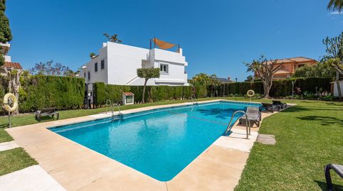 Foto 4 de Casa adosada en venta en Las Brisas, Marbella