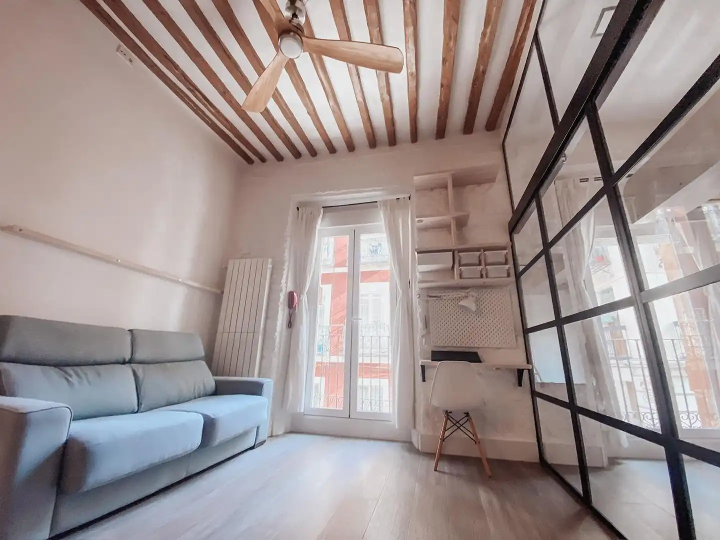 Sala d'estar de Apartament de lloguer en Madrid amb Aire condicionat, Calefacció i Forn