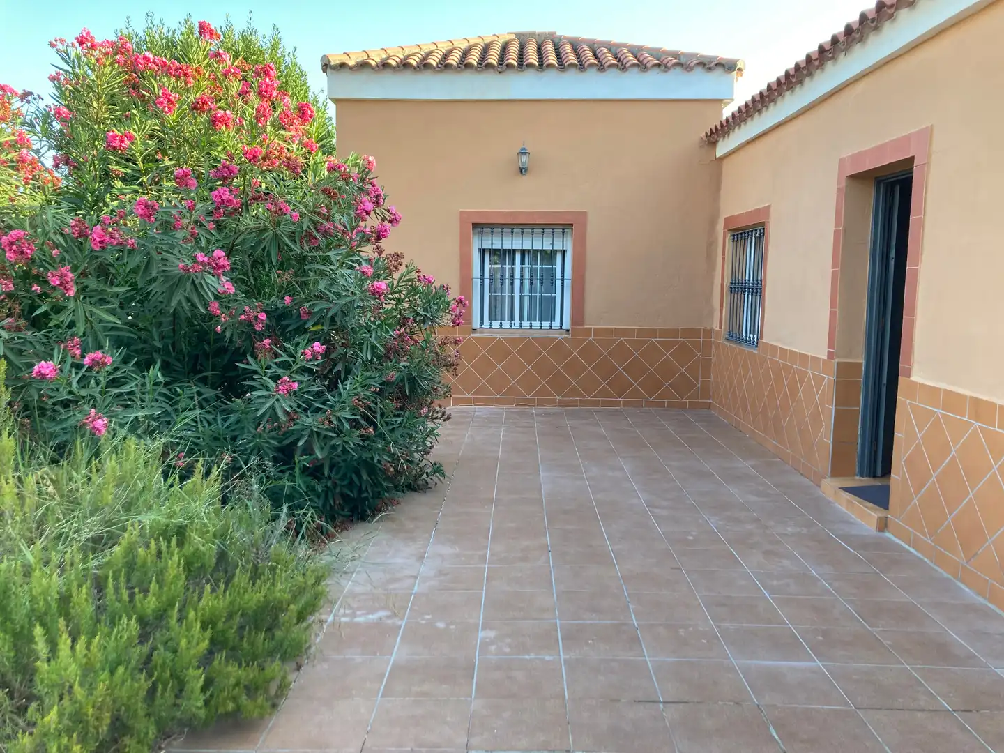 Jardín de Casa o chalet de alquiler en Los Barrios con Aire acondicionado, Jardín privado y Amueblado