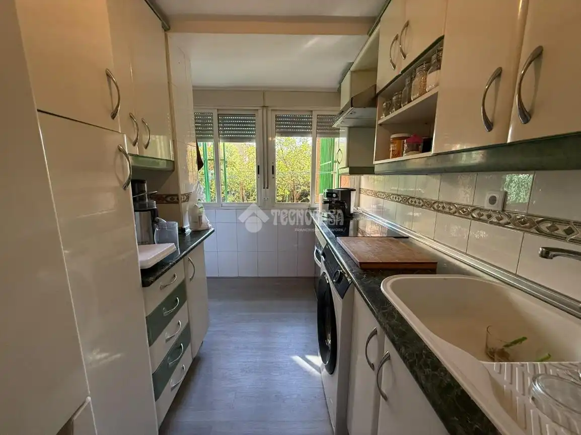 Kitchen of Flat for sale in San Blas