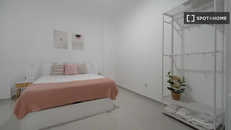 Bedroom of Flat for rent in Puente de Vallecas