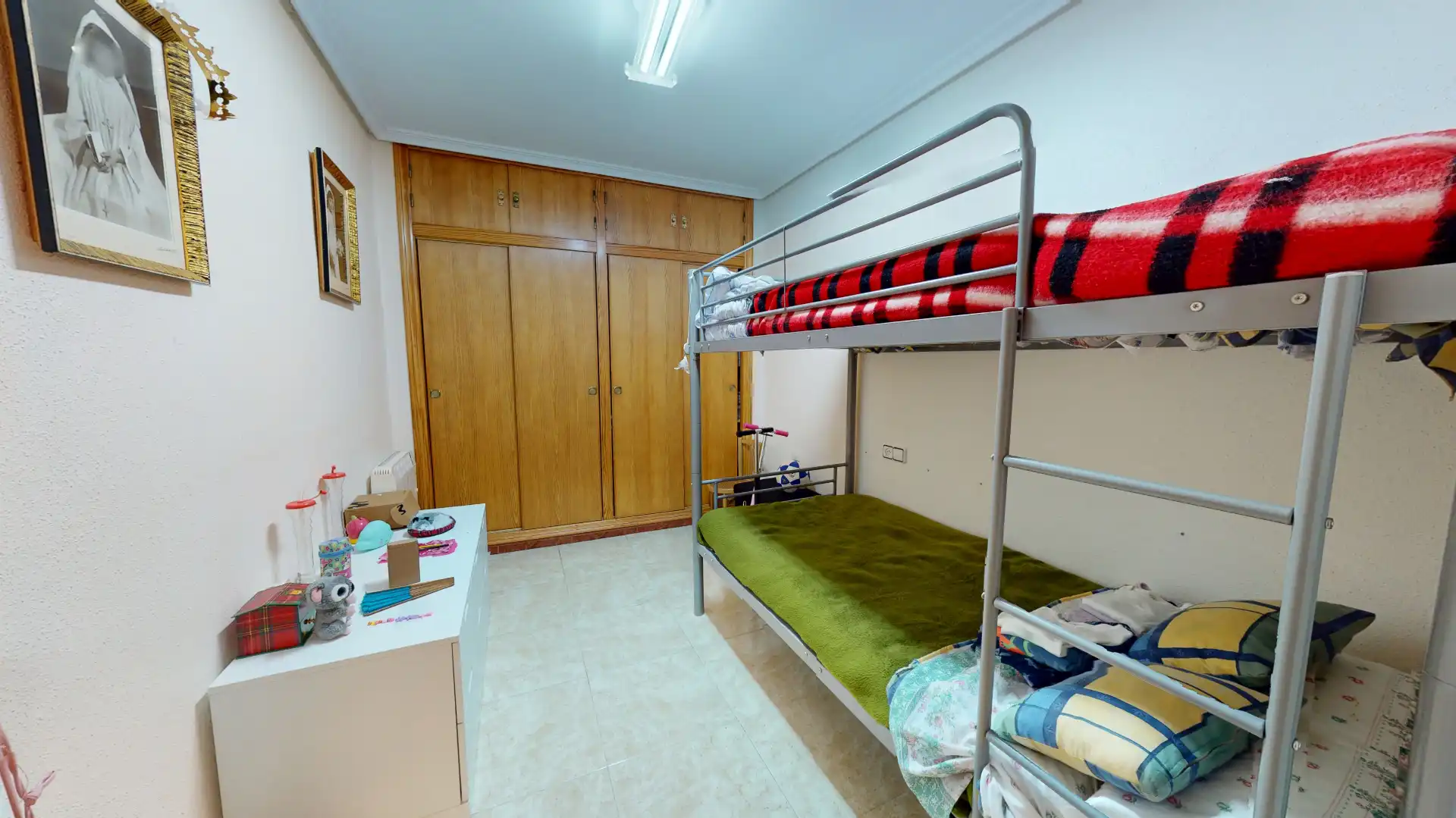 Habitación de Piso en venta en Torremanzanas / La Torre de les Maçanes con Calefacción, Terraza y Amueblado