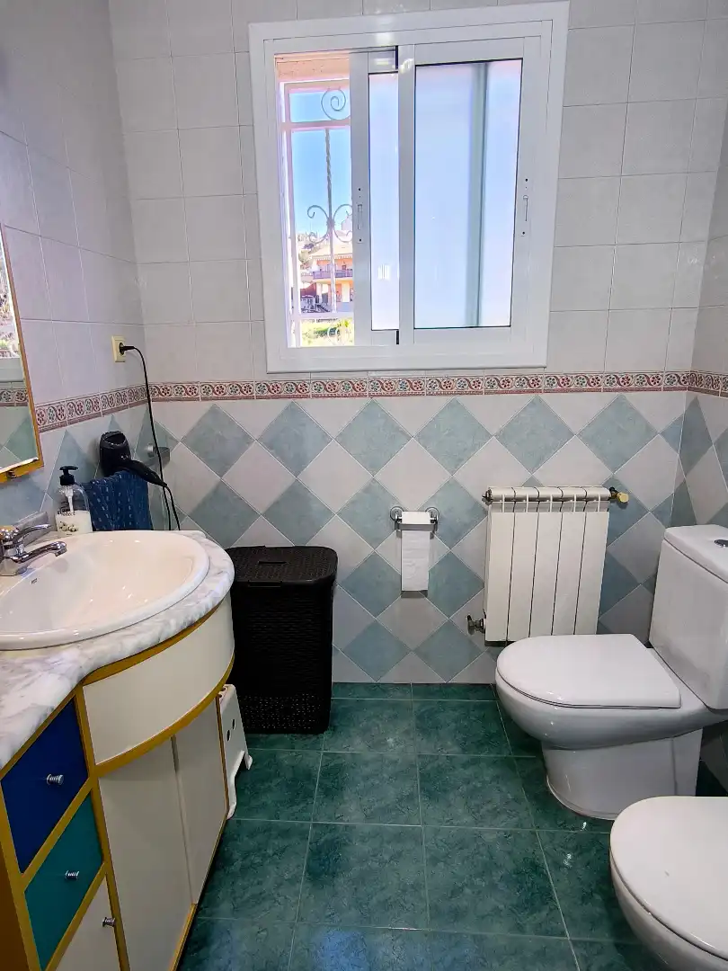 Baño de Casa o chalet en venta en Lliçà d'Amunt con Aire acondicionado, Calefacción y Jardín privado