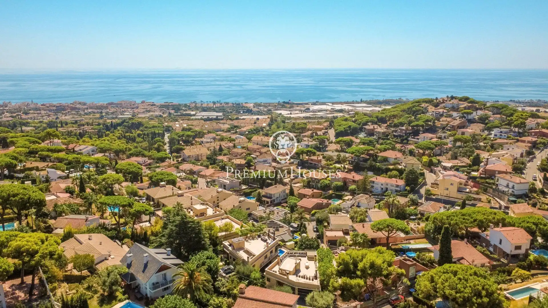 Vista exterior de Casa o chalet en venta en Premià de Dalt con Aire acondicionado, Calefacción y Jardín privado