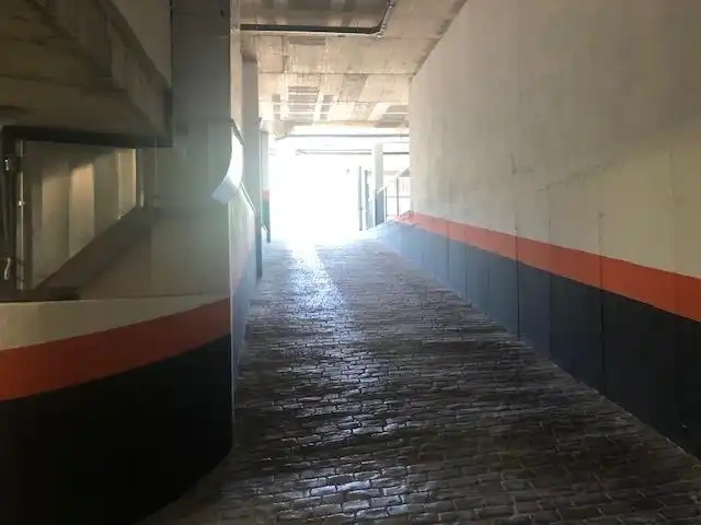 Garaje de alquiler en Tomares