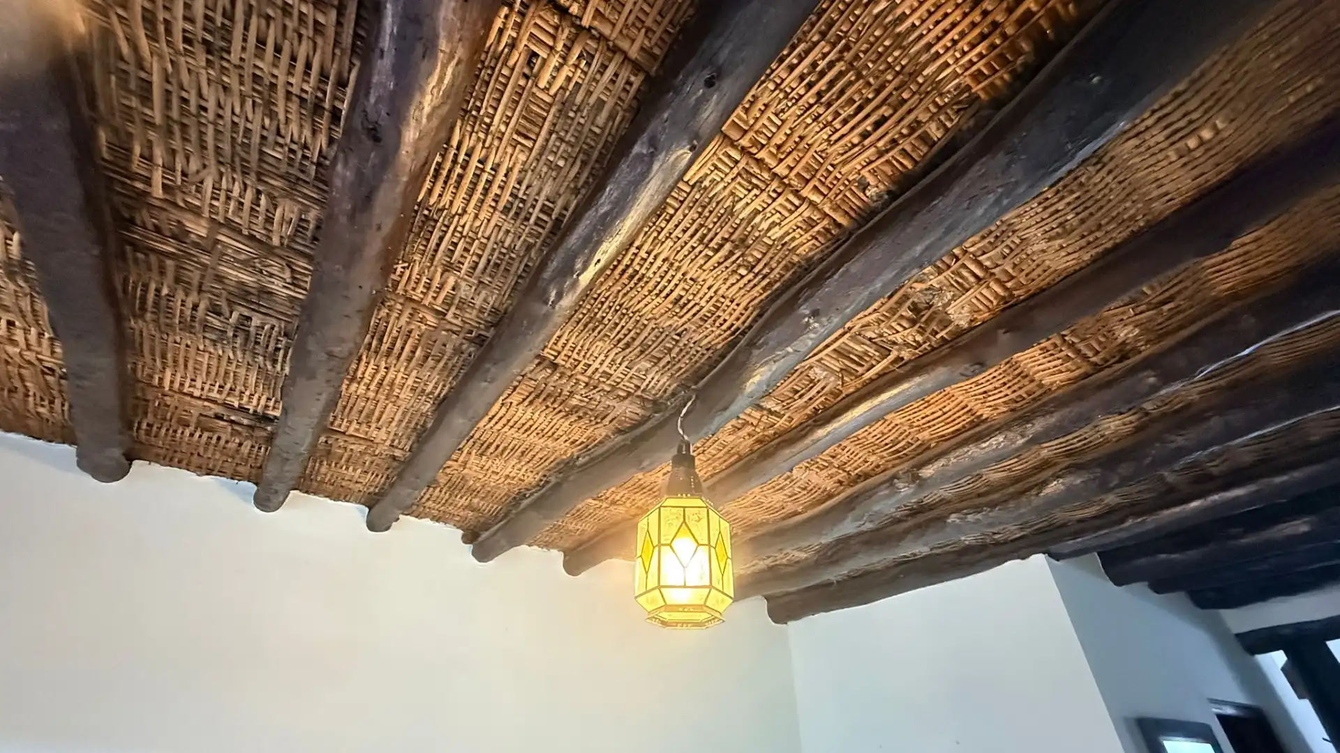 Casa adosada en venta en Castellote con Calefacción, Terraza y Trastero