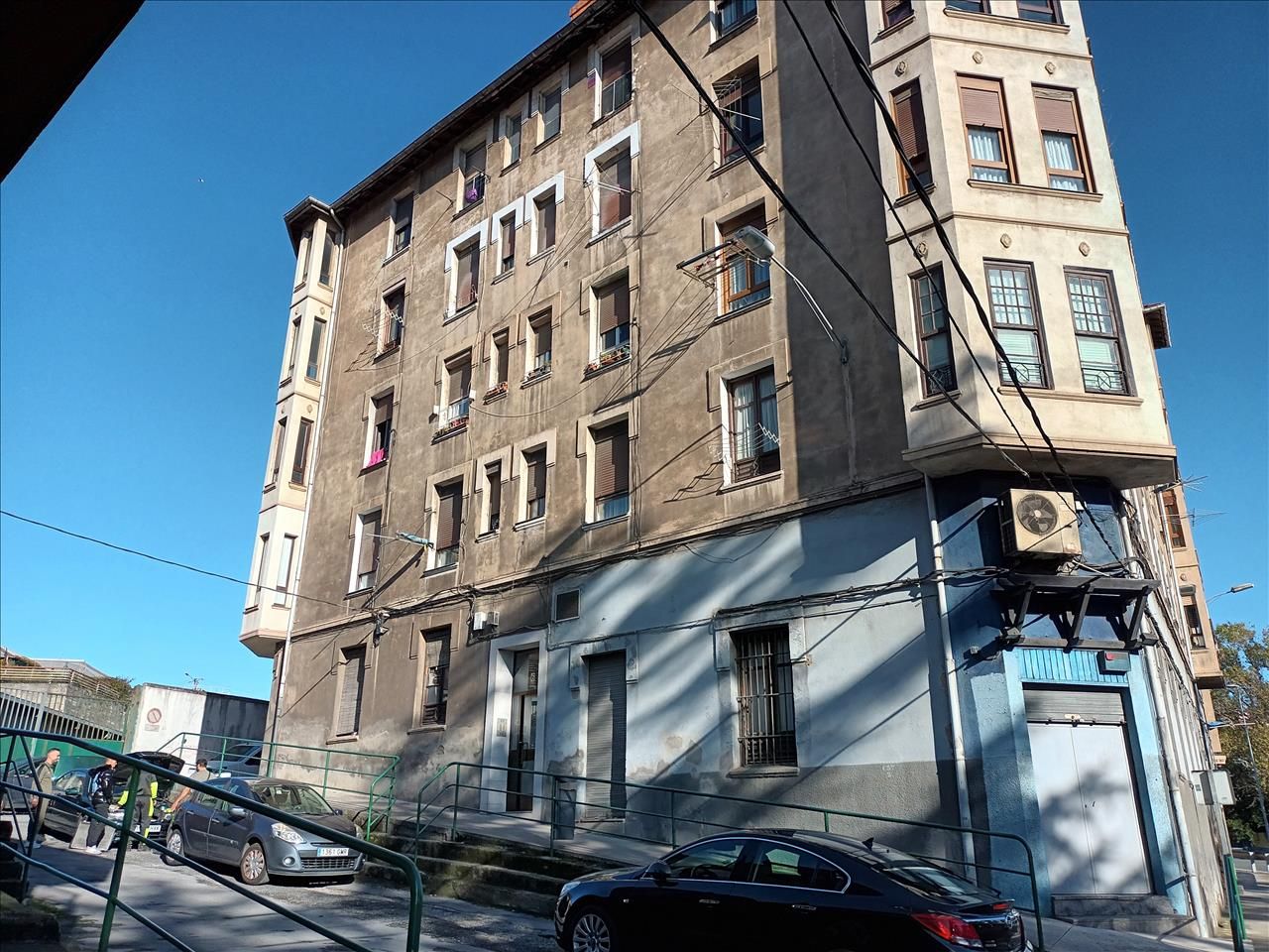 Vista exterior de Apartament en venda en Valle de Trápaga-Trapagaran