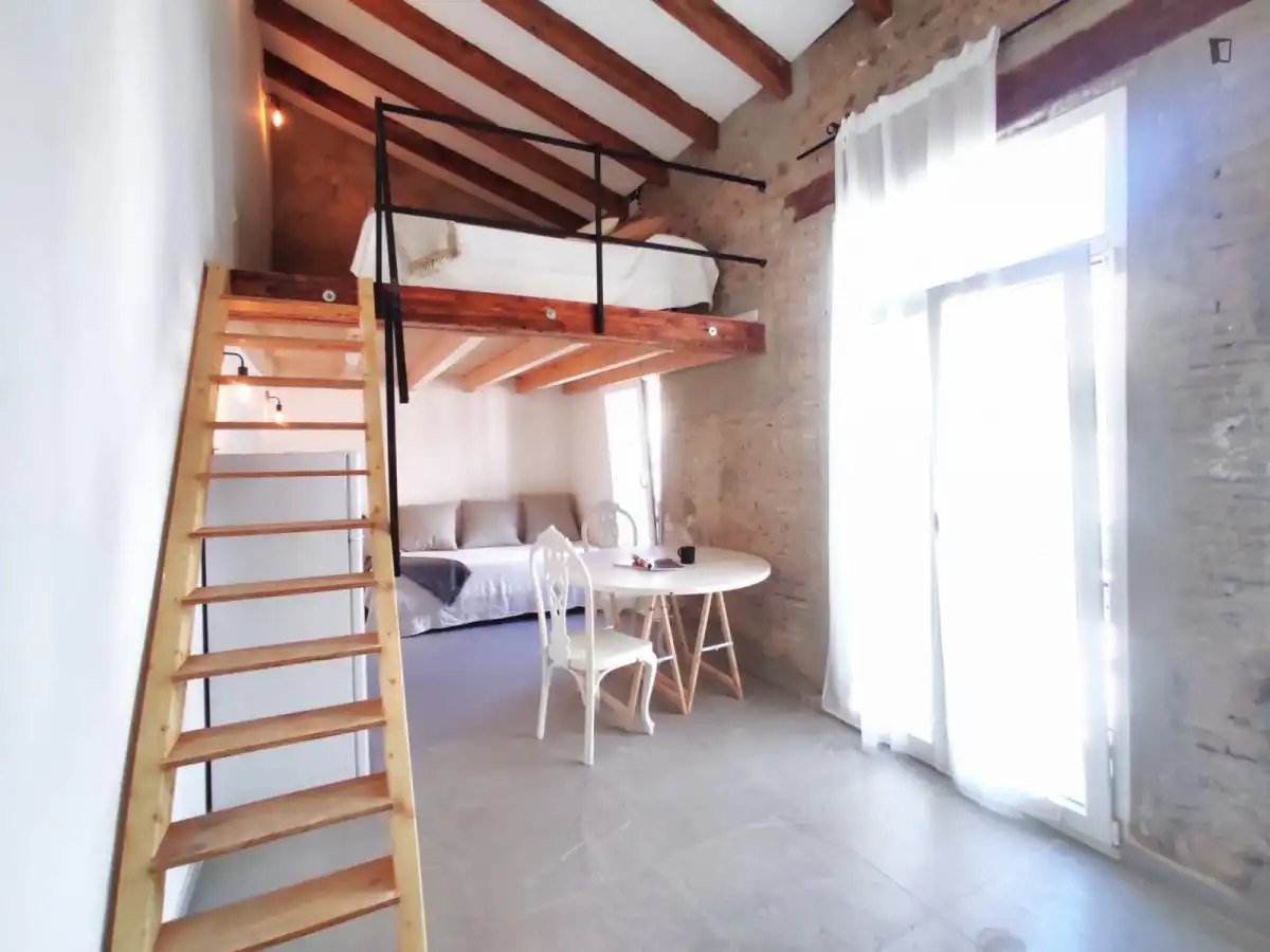 Study for rent in Barrio de Benicalap