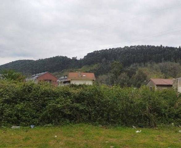 Terreno residencial en Venta en Calle la Robleda en Cartes