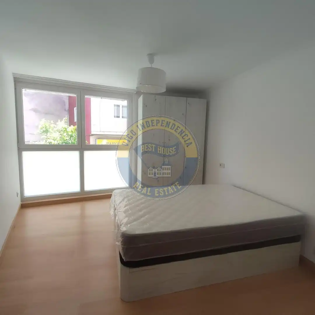 Dormitori de Apartament en venda en Vigo 