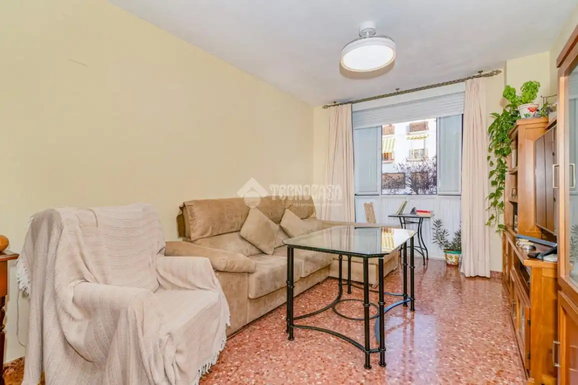 Sala de estar de Piso en venta en Lucena con Aire acondicionado y Amueblado