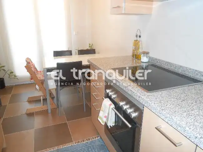 Cocina de Piso de alquiler en Madrid con Aire acondicionado, Terraza y Trastero