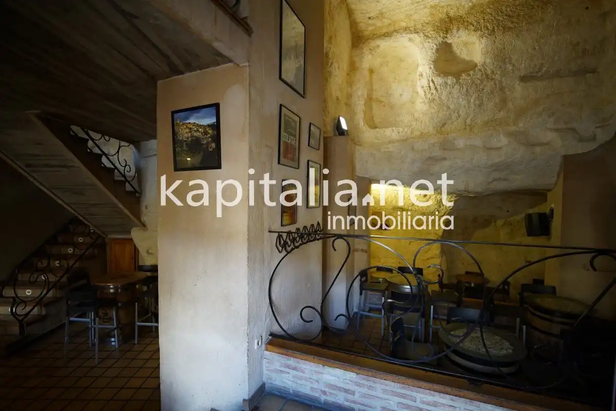 Commercial properties for sale in Bocairent  with Air Conditioner and Furnished