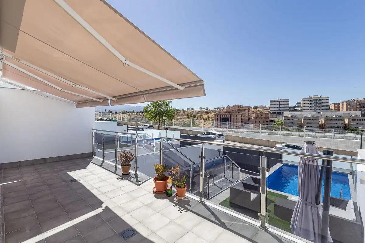 Villa avec terrasse à vendre à Calle Chimborazo 57, imagen 7
