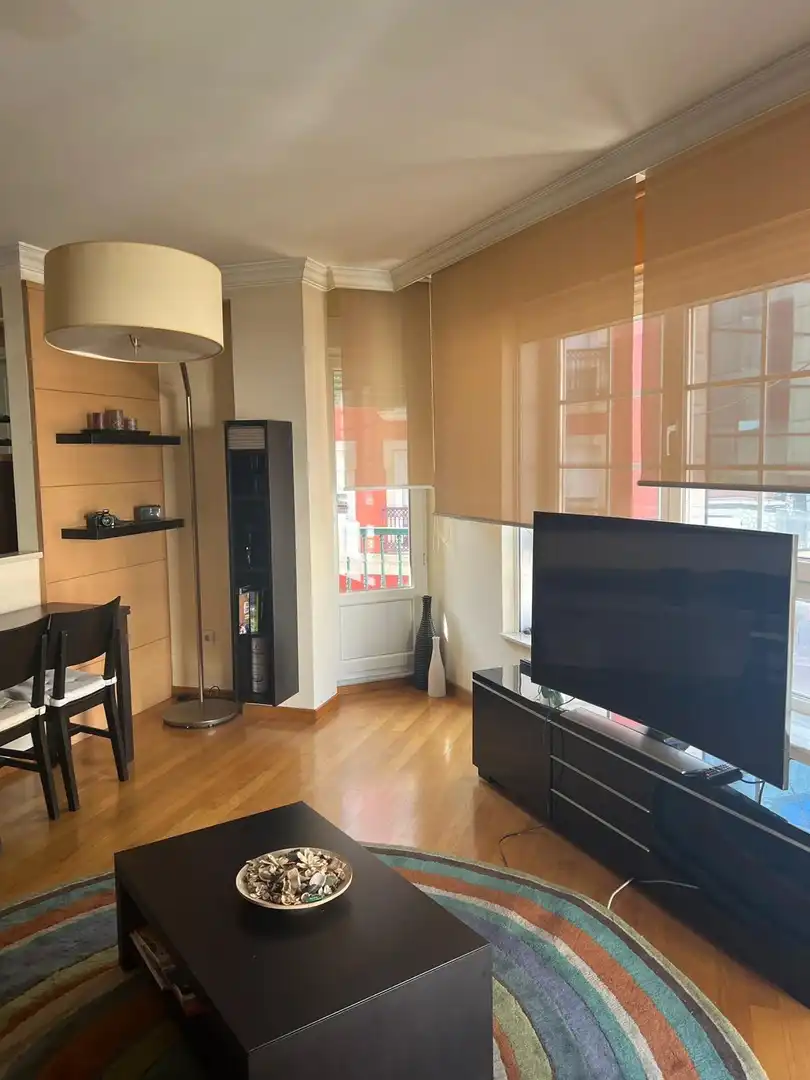 Wohnzimmer von Wohnungen zur Miete in Noia mit Heizung, Möbliert und Balkon