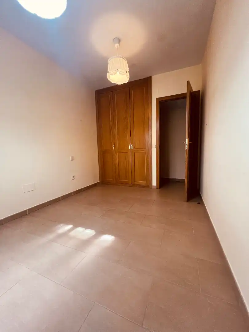 Habitación de Planta baja en venta en Valdeolmos-Alalpardo, Madrid