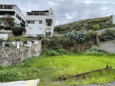 Terreno residencial en venta en Calle Blas Herrera 10