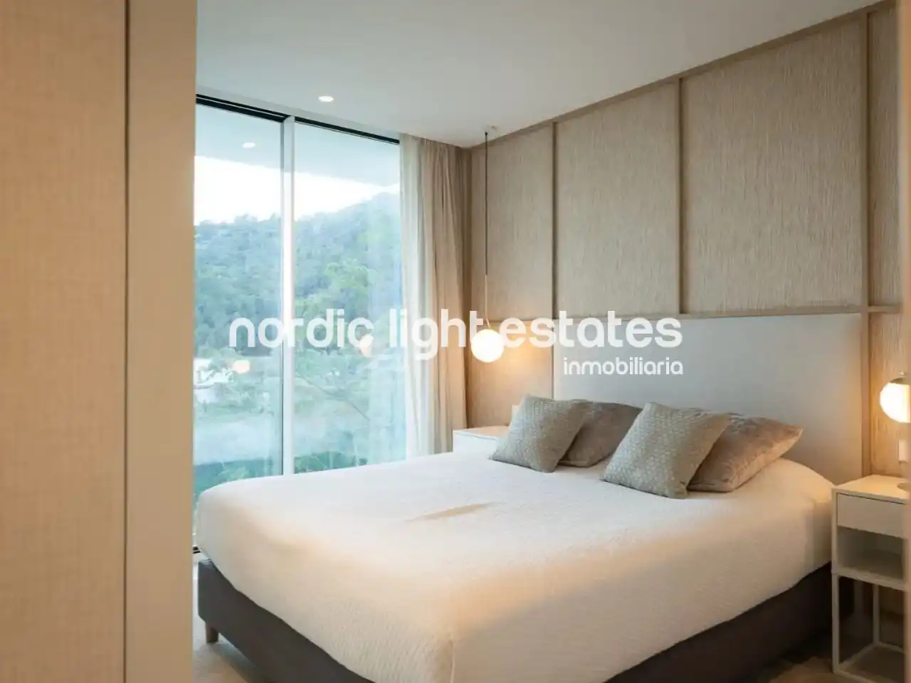 Habitación de Casa o chalet en venta en Almuñécar con Aire acondicionado, Terraza y Piscina