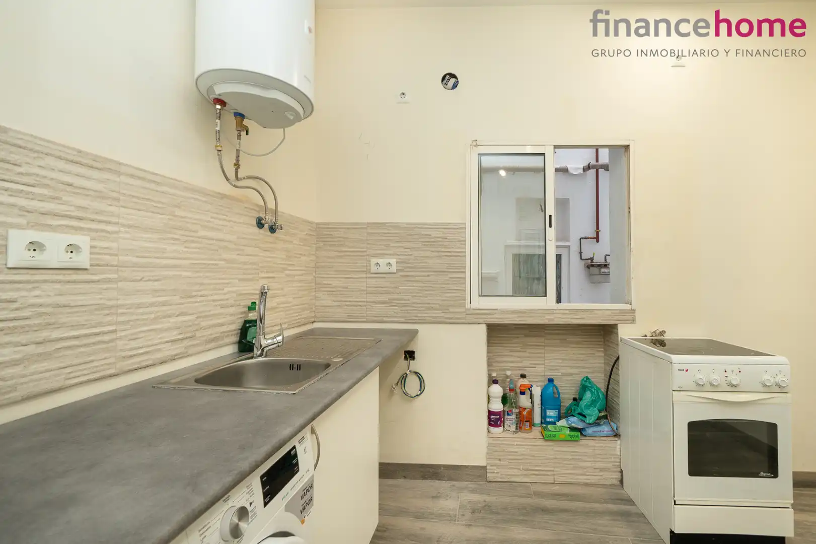 Cocina de Piso en venta en Madrid con Calefacción y Amueblado