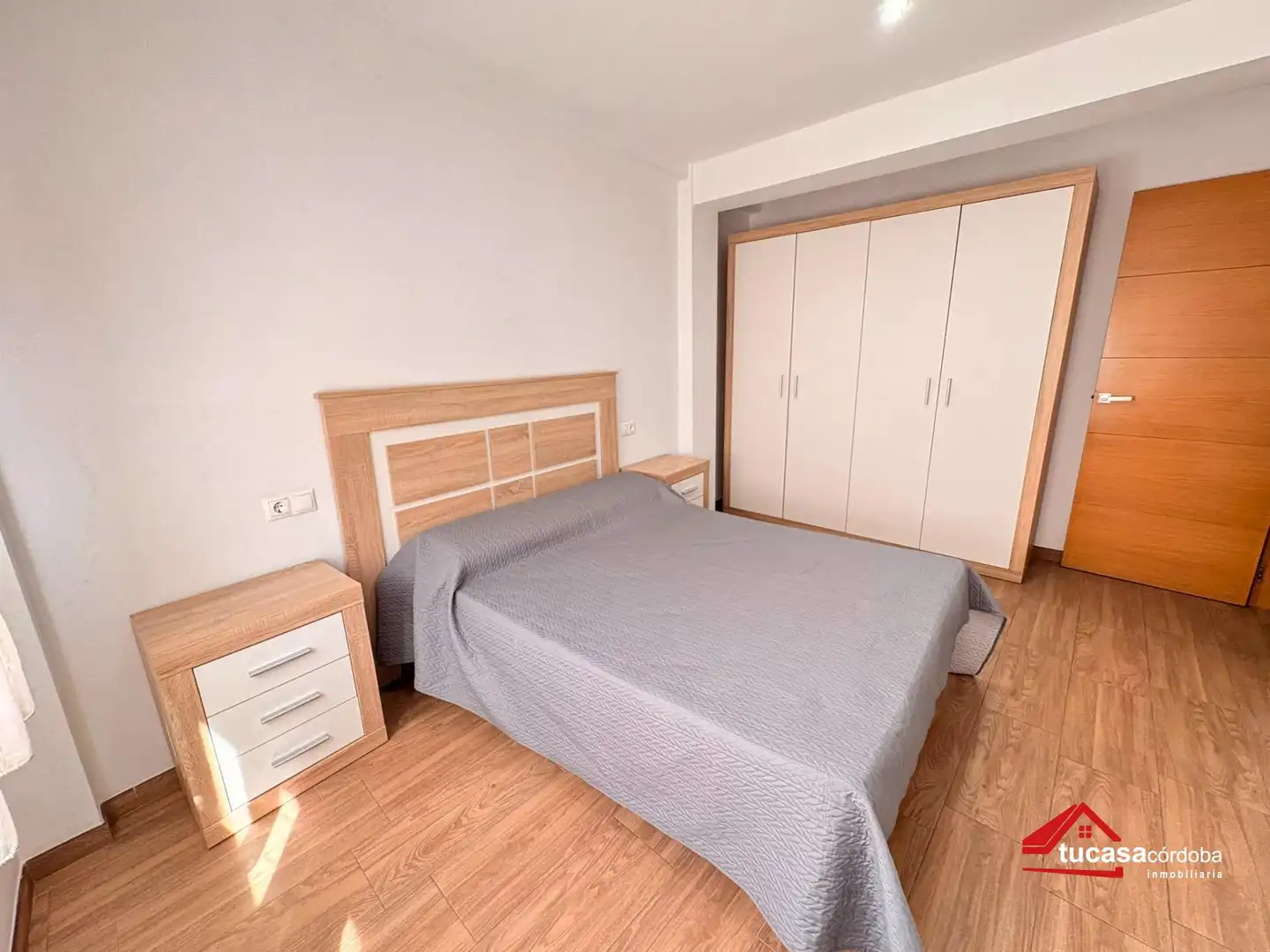 Piso de alquiler en Santa Rosa - Valdeolleros