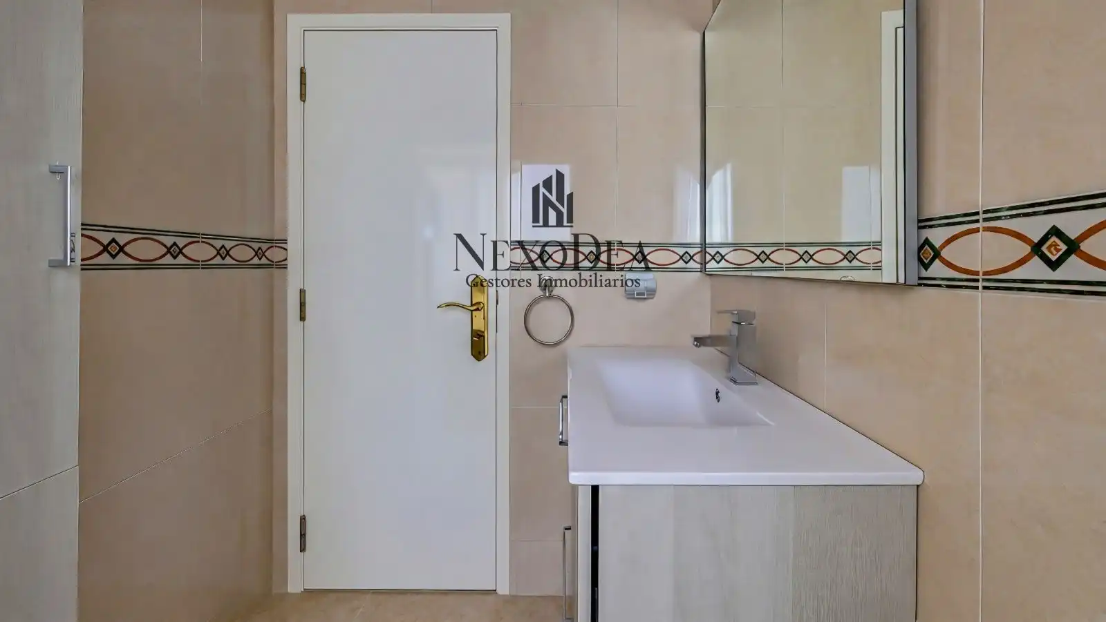 Badezimmer von Wohnung zum Verkauf in Valdemoro mit Klimaanlage