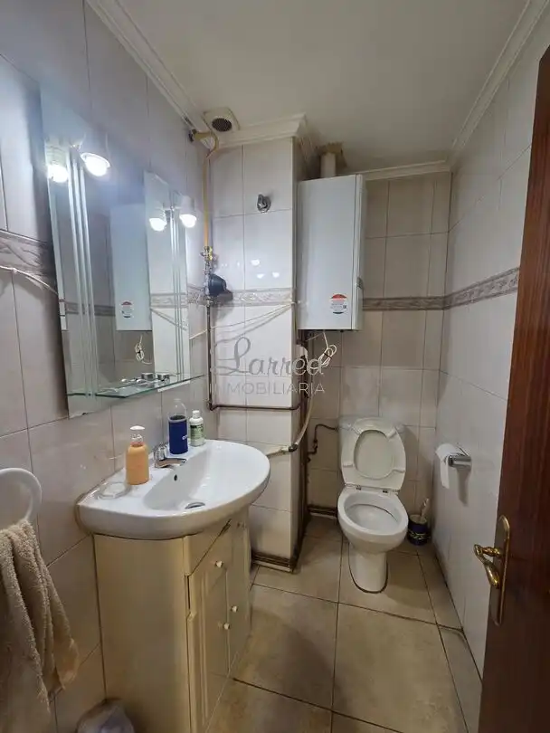 Local comercial de lloguer a Amorebieta-Etxano, imagen 7