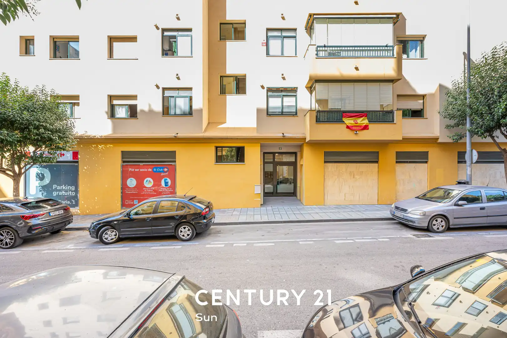 Vista exterior de Pis en venda en Marbella amb Aire condicionat, Calefacció i Terrassa