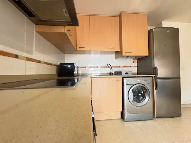 Küche von Wohnung zur Miete in Castellón de la Plana / Castelló de la Plana mit Klimaanlage, Möbliert und Ofen