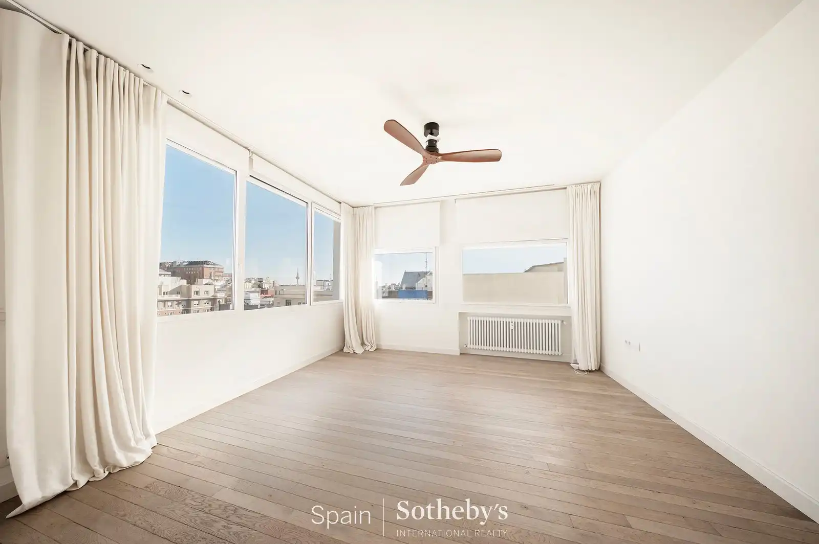Penthouse with lift for sale in Calle del Príncipe de Vergara, imagen 18