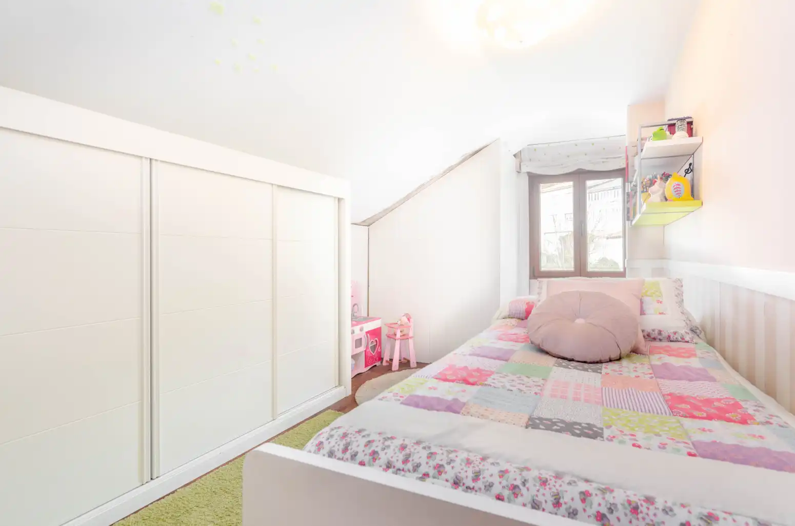Bedroom of Flat for sale in Tineo  with Heating, Parquet flooring and Furnished