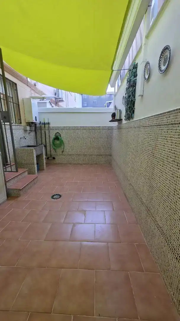 Casa adosada en venda en Mérida amb Aire condicionat