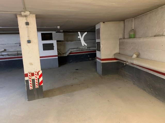 Garaje en Alquiler en Enric Borras en Banyeres