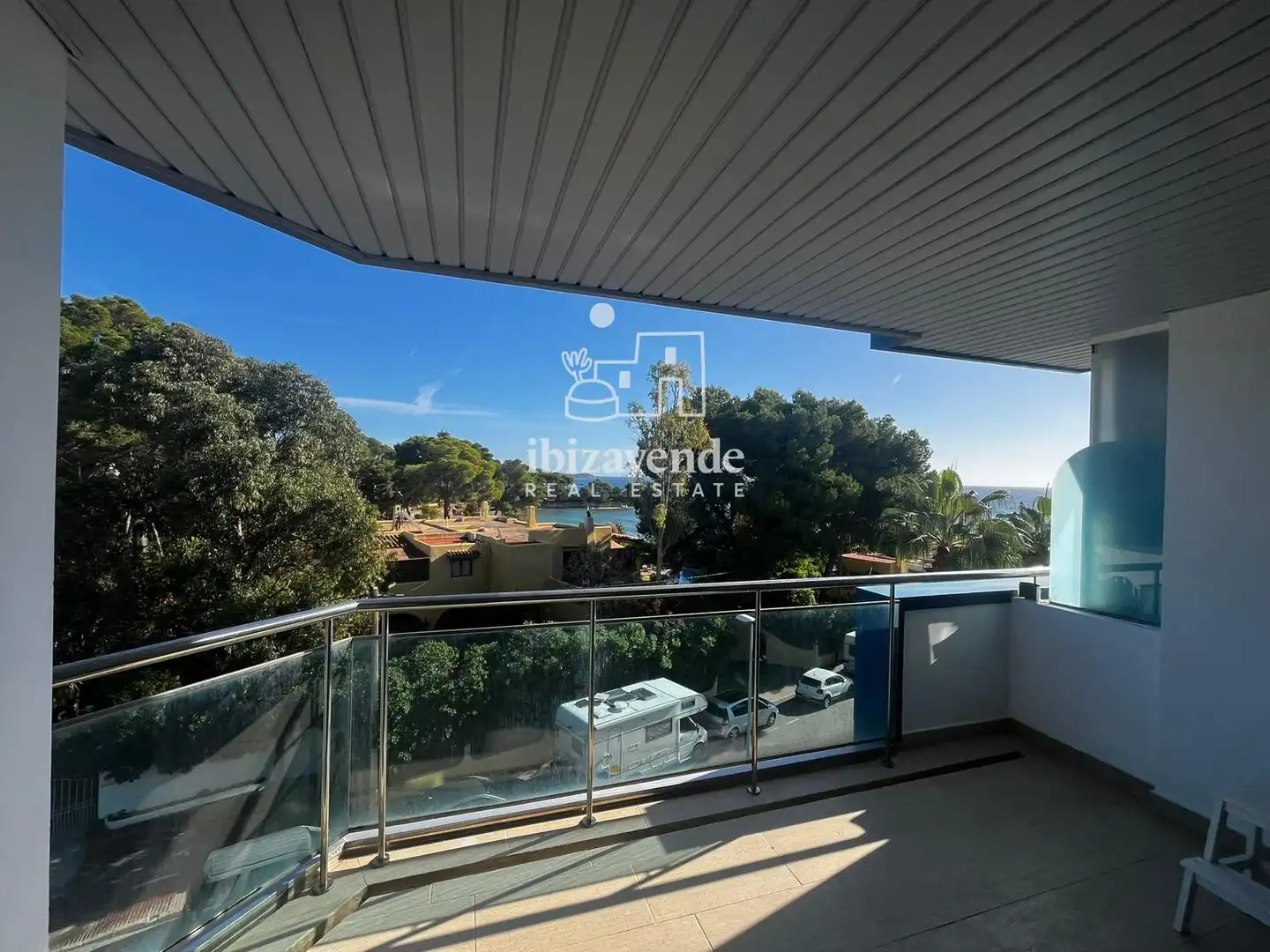 Vista exterior de Pis en venda en Santa Eulària des Riu amb Aire condicionat, Calefacció i Terrassa