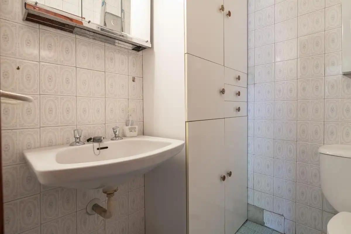 Baño de Piso en venta en Madrid con Calefacción, Jardín privado y Terraza