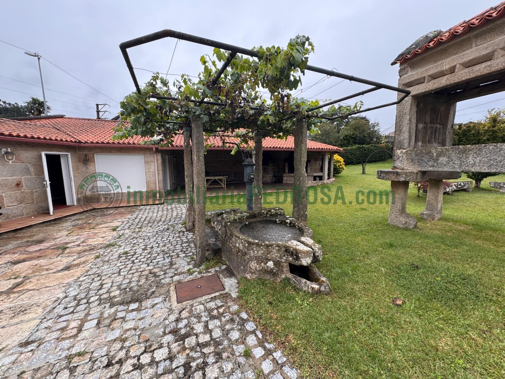 Exterior view of Country house for sale in Marín  with Private garden