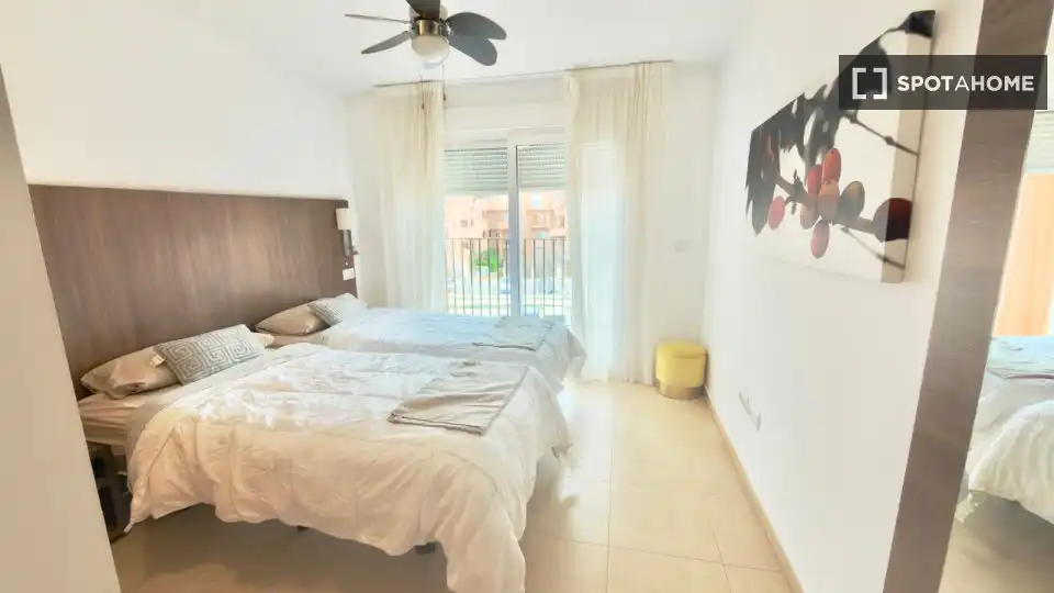 Habitación de Apartamento para compartir en Torre-Pacheco con Aire acondicionado, Terraza y Amueblado