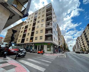 Vista exterior de Pis en venda en Salamanca Capital amb Terrassa i Balcó