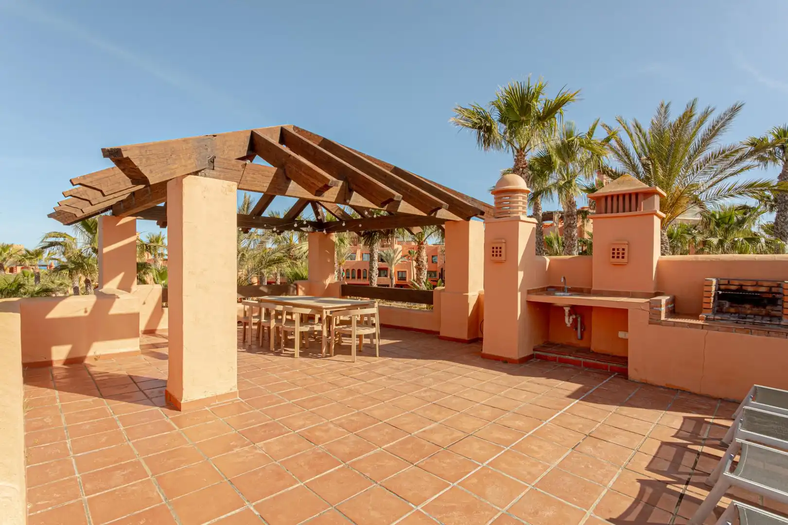 Terrassa de Apartament en venda en Chiclana de la Frontera amb Piscina comunitària