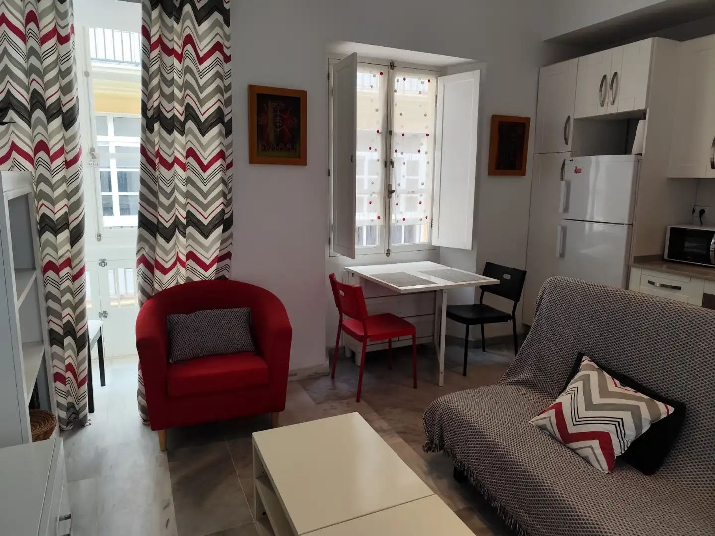 Wohnung zur Miete in Calle Pasquín, La Caleta - La Viña