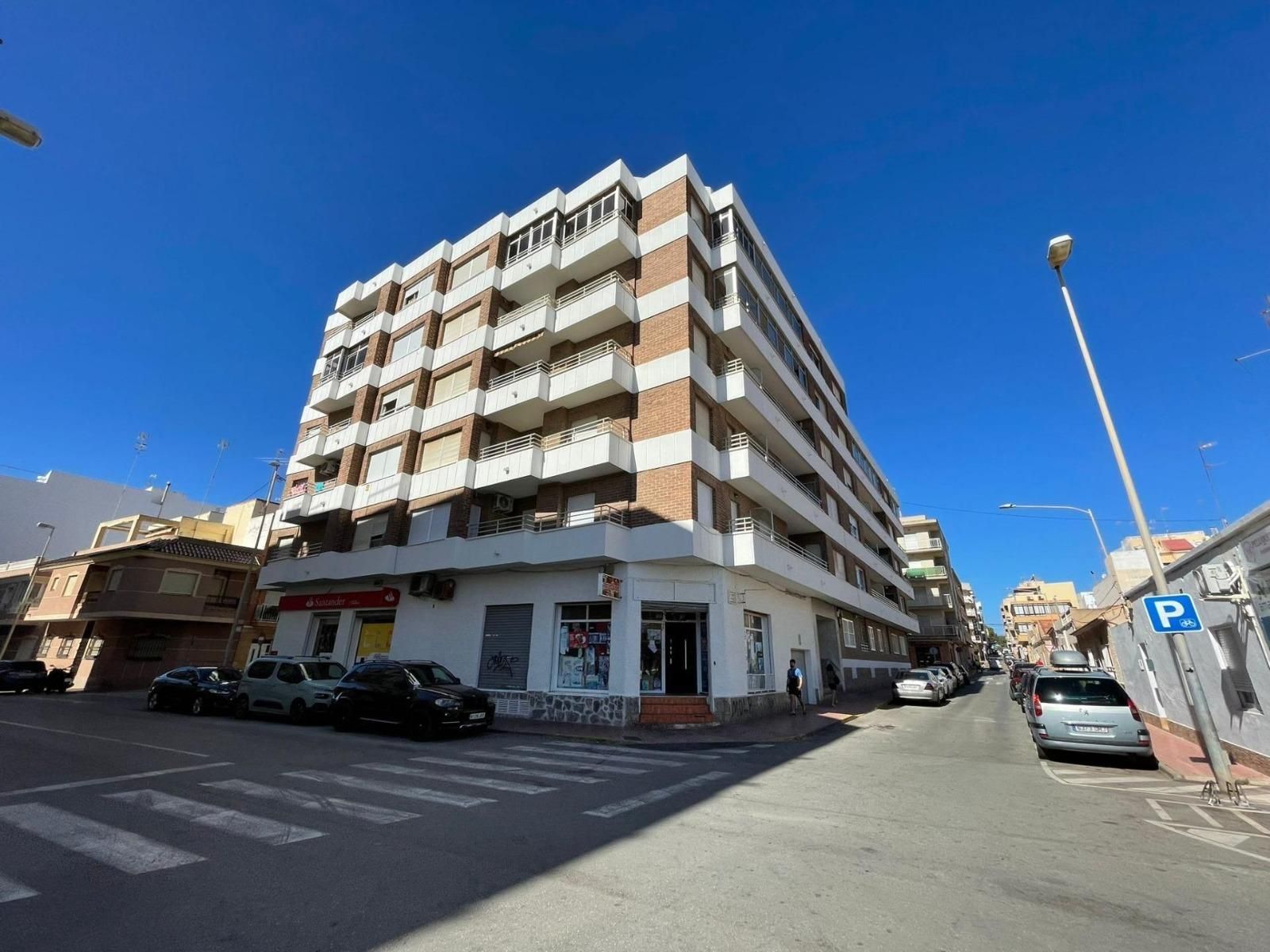 Exterior view of Flat for sale in Guardamar del Segura  with Air Conditioner, Heating and Balcony