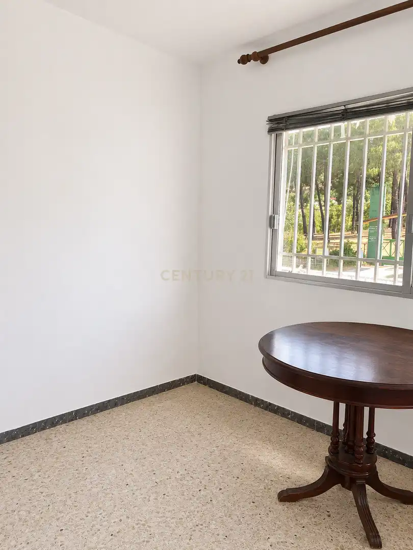 Habitación de Edificio en venta en Valencia de Alcántara