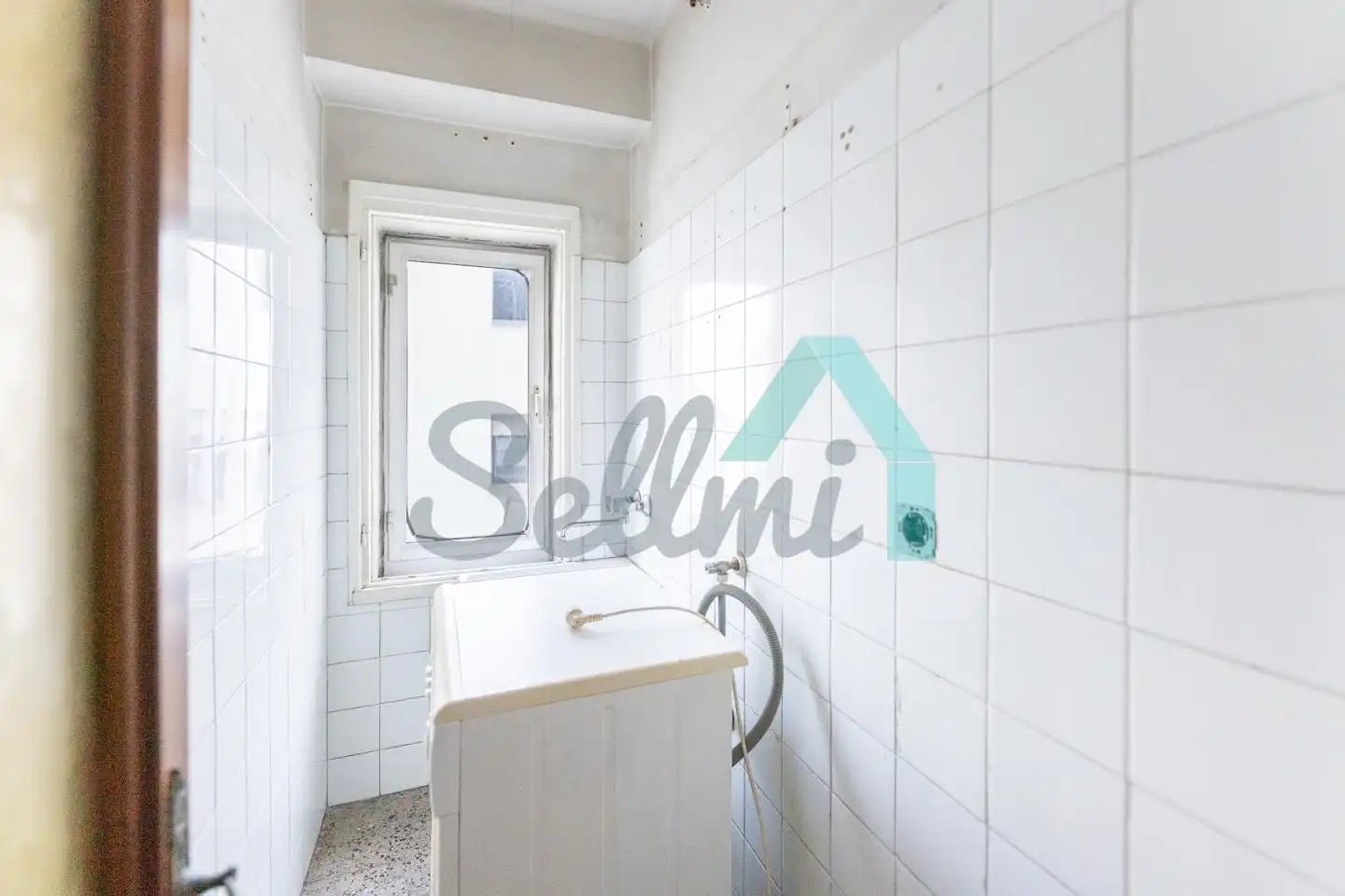Bathroom of Flat for sale in Gijón   with Heating, Parquet flooring and Terrace