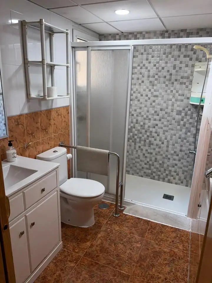 Bathroom of Flat for rent in Málaga  with Furnished