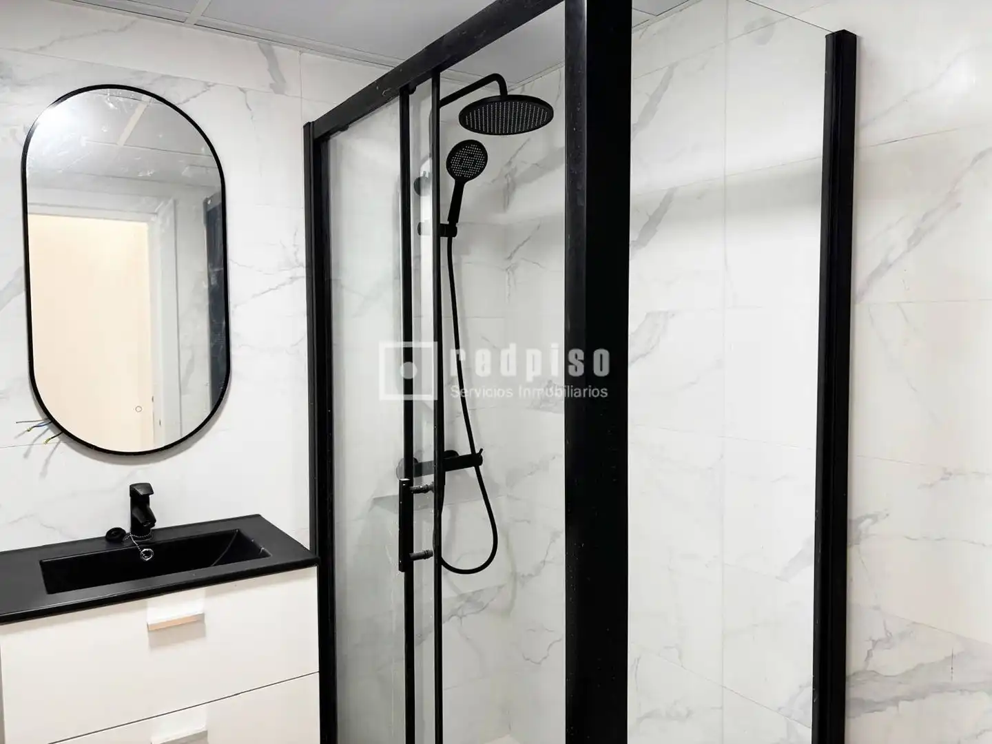 Bathroom of Flat for sale in Málaga